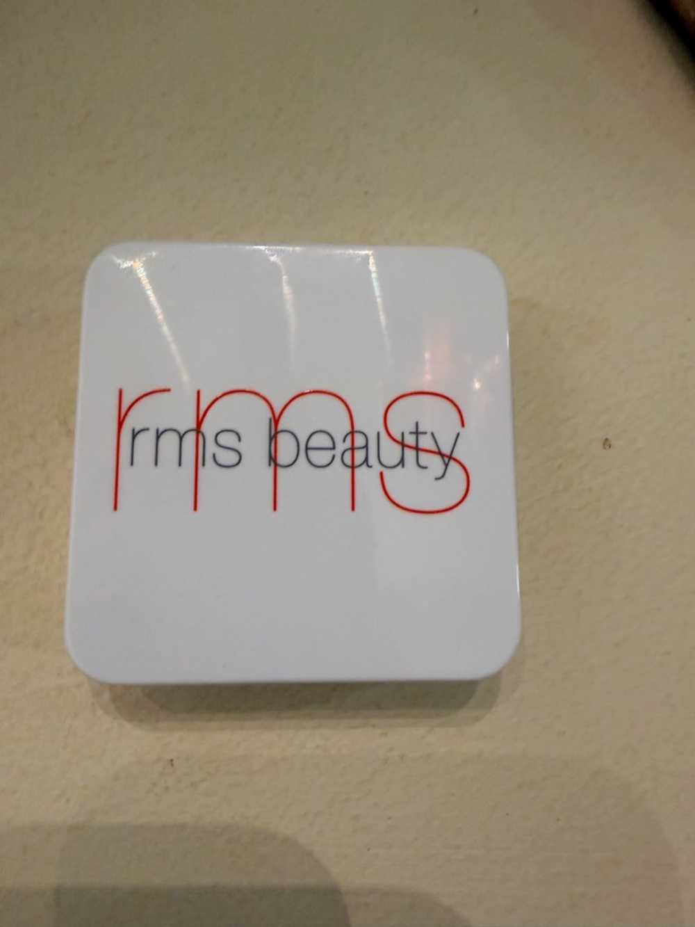 RMS Beauty ReDimension Hydra Powder Blush in Maiden’s Blush - Picture 4 of 5
